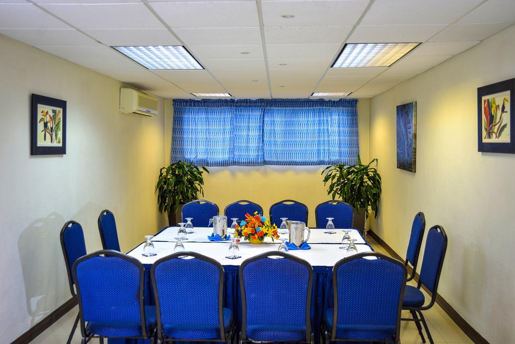 Dover Beach Hotel クライストチャーチ エクステリア 写真